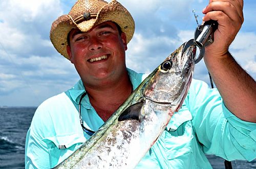 Trolling-or-bottom-fishing-in-Orange-Beach-catching-red-snapper-and-king-mackerel