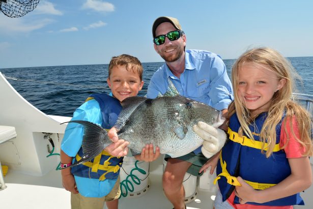 kids fishing