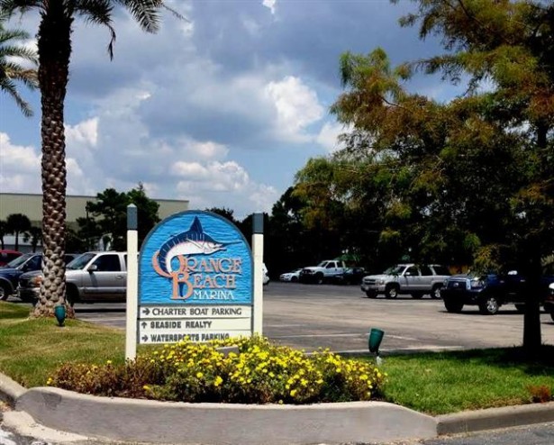 orange-beach-marina-parking-lot (Small)
