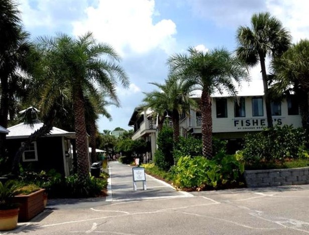 orange-beach-marina-walk-way-to-dock-store 