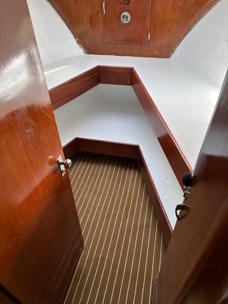 v berth of charter boat